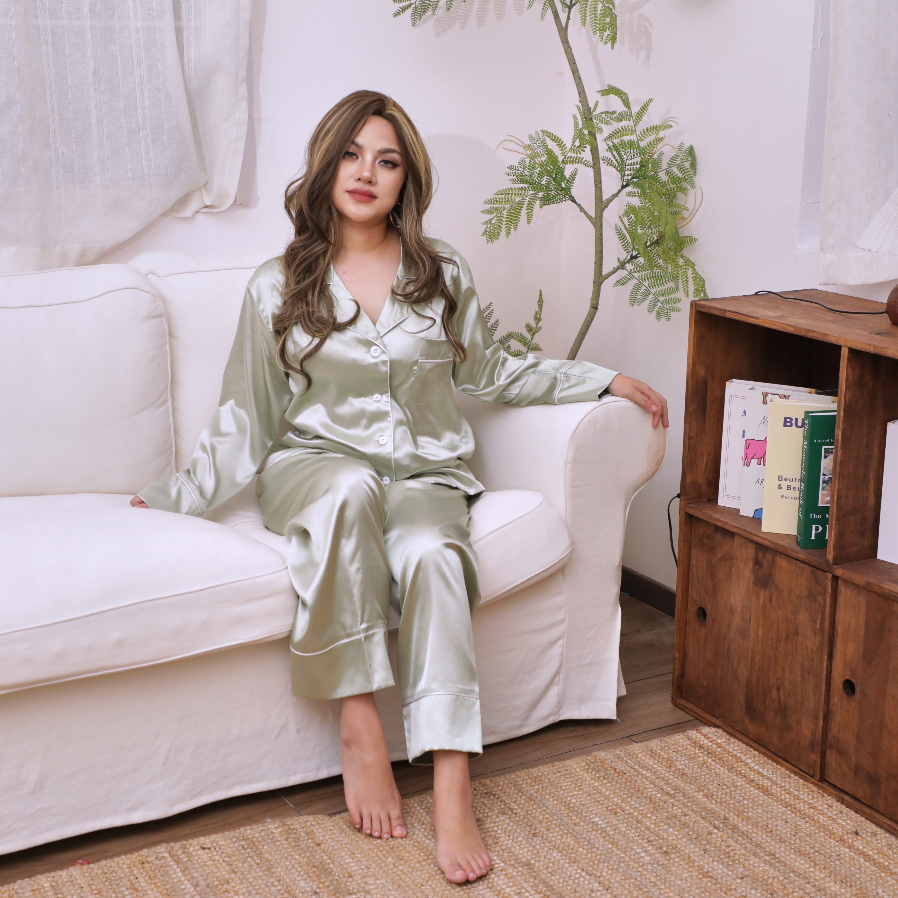 Honeydew Green Satin Pyjama Set – Lightweight Button-Up for Elegant Lounging